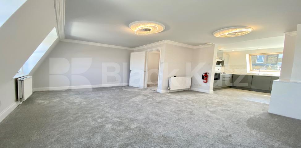 			NEW INSTRUCTION , 3 Bedroom, 2 bath, 1 reception Maisonette			 Tachbrook Street, Pimlico